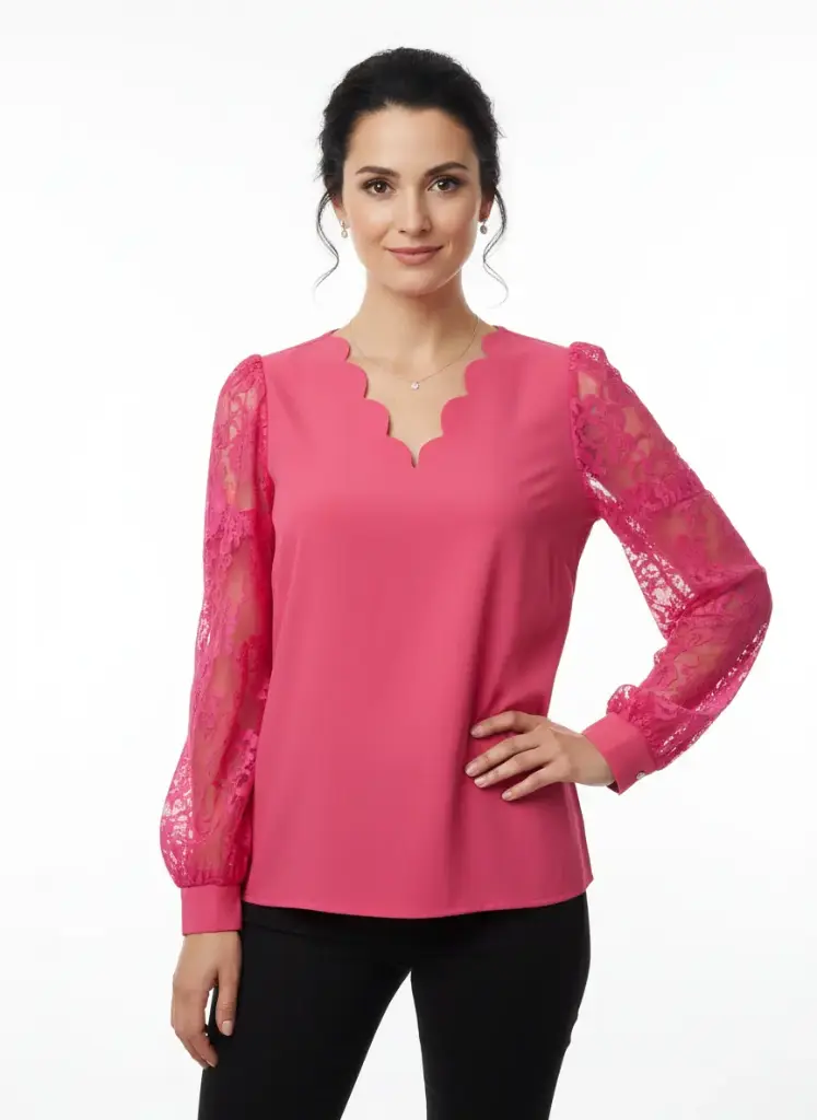 CHANDAIL ROSE AVEC MANCHES DE DENTELLE