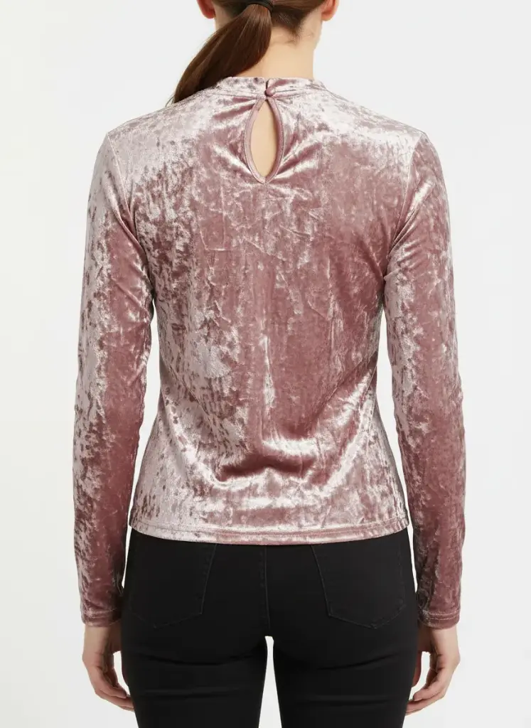 CHANDAIL ROSE VELOUR. (ÉTAT : NEUF)